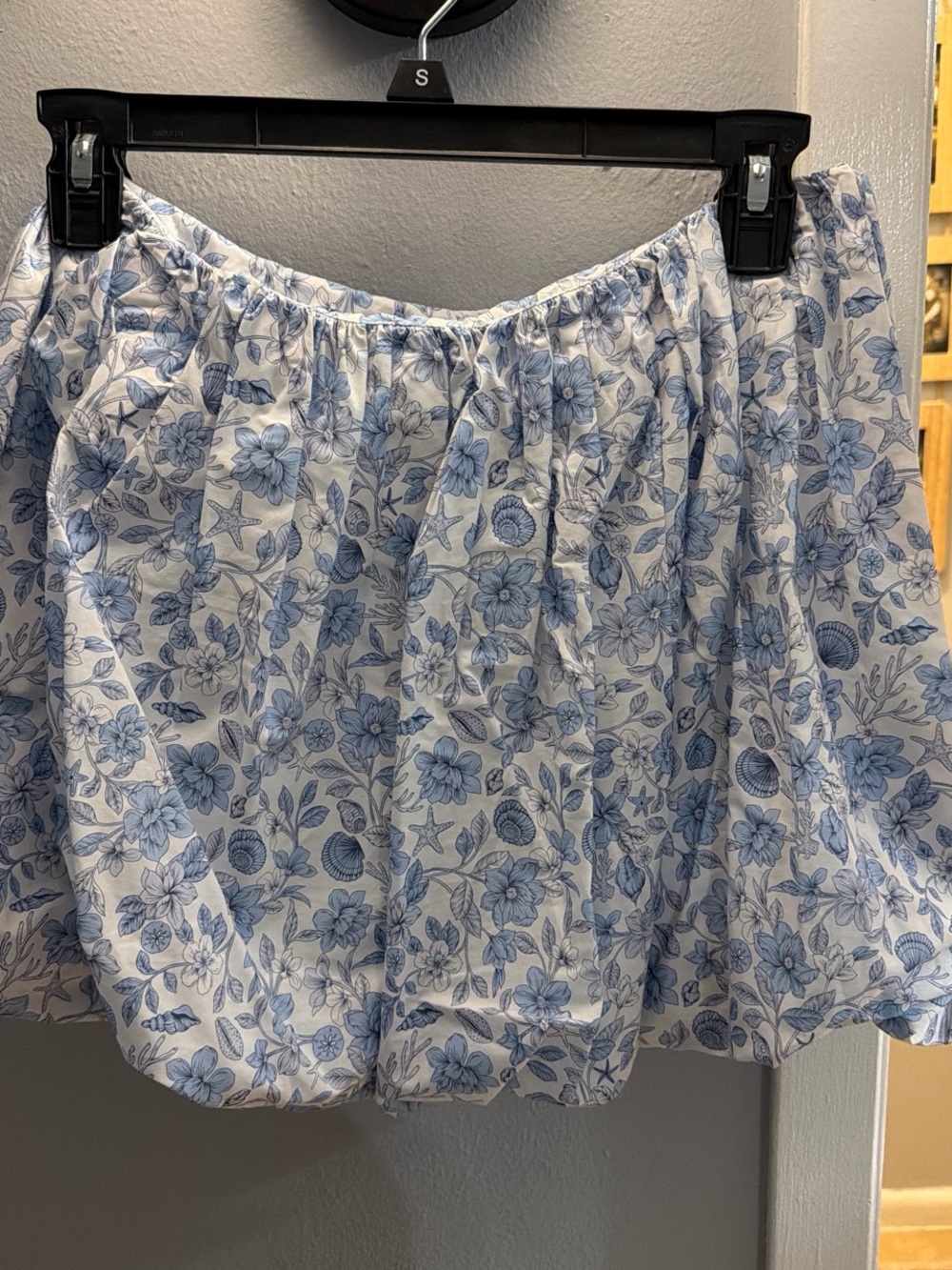 Gianni Bini White Mini Skirt with Blue Floral Print